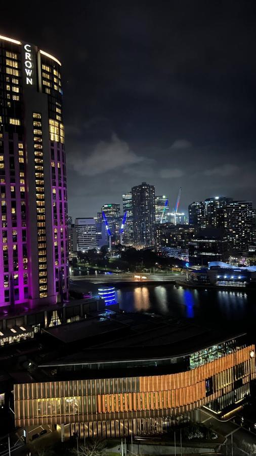 Sophisticated Designer Condo W River & City Views Melbourne Exterior photo